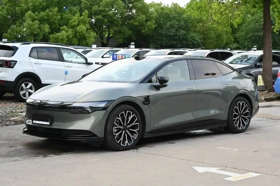Open image lightbox: Zeekr 2025 Zeekr 007 Long Endurance Rear Drive Smart Driving Edition 100kWh Automatic Transmission