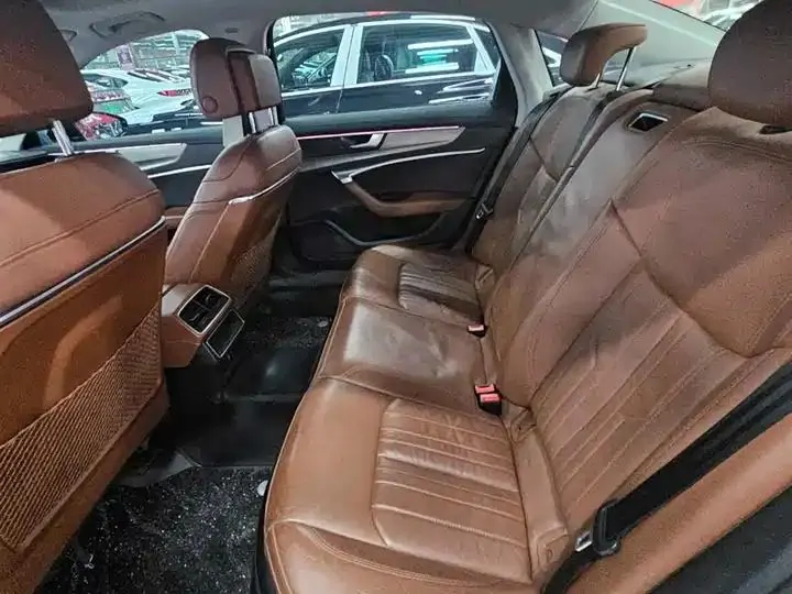 Audi A6L 2021 40 TFSI Deluxe Dynamic 10