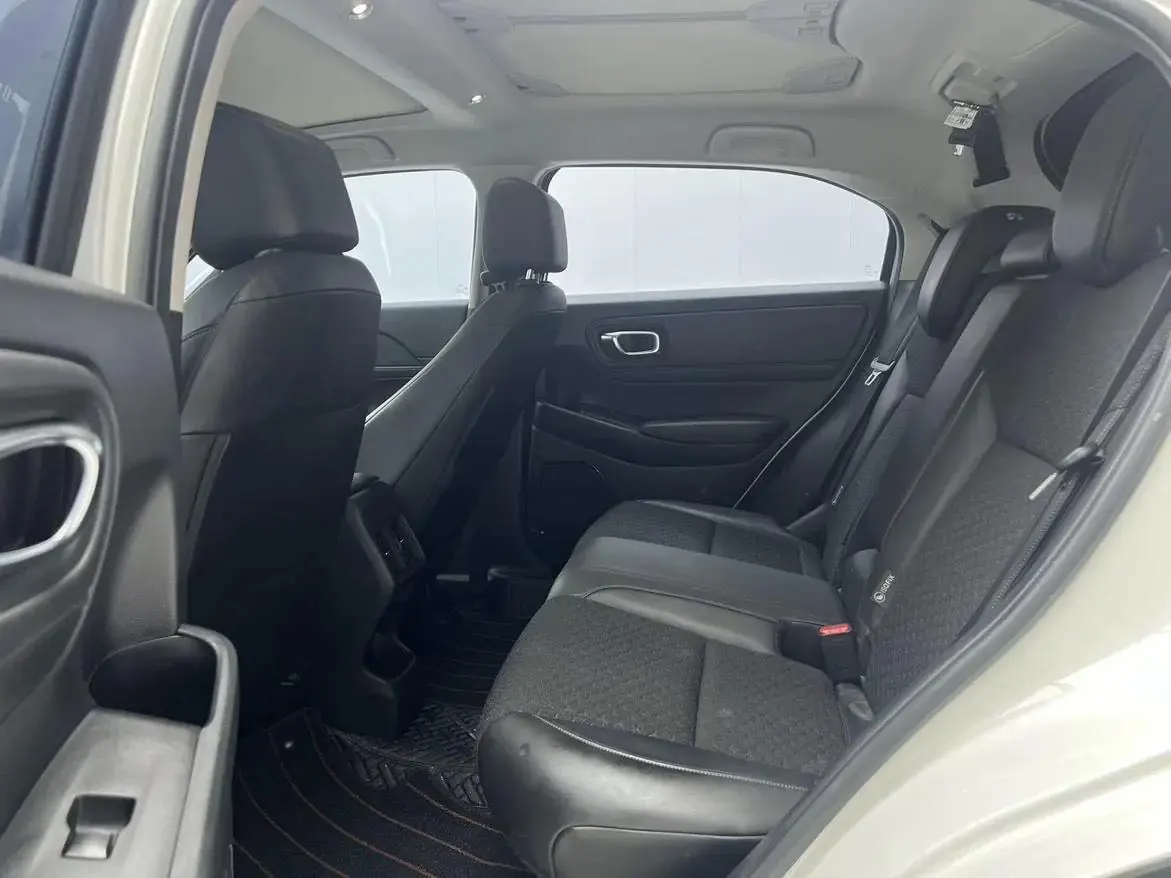 Honda XR-V 2023 1.5L CVT Trendy Edition 3