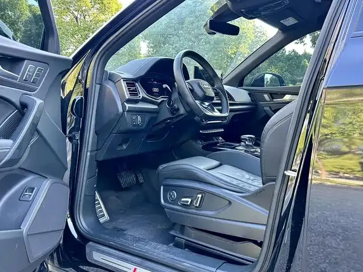 Audi Q5L 2024 45 TFSI luxury dynamic 11