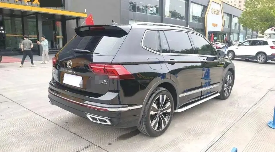 Touareg L 2022, 330 TSI, Automatic, Two‑Wheel Drive, R-Line Luxury Plus Edition 6