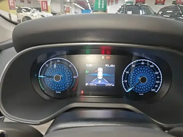 HongQi E-QM5 2024 500km Travel Edition 8