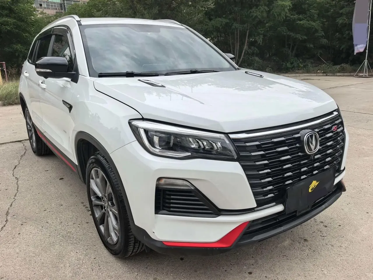 ChangAn CS75 2022 Blue Whale Edition 1.5T DCT Honorable Model 3
