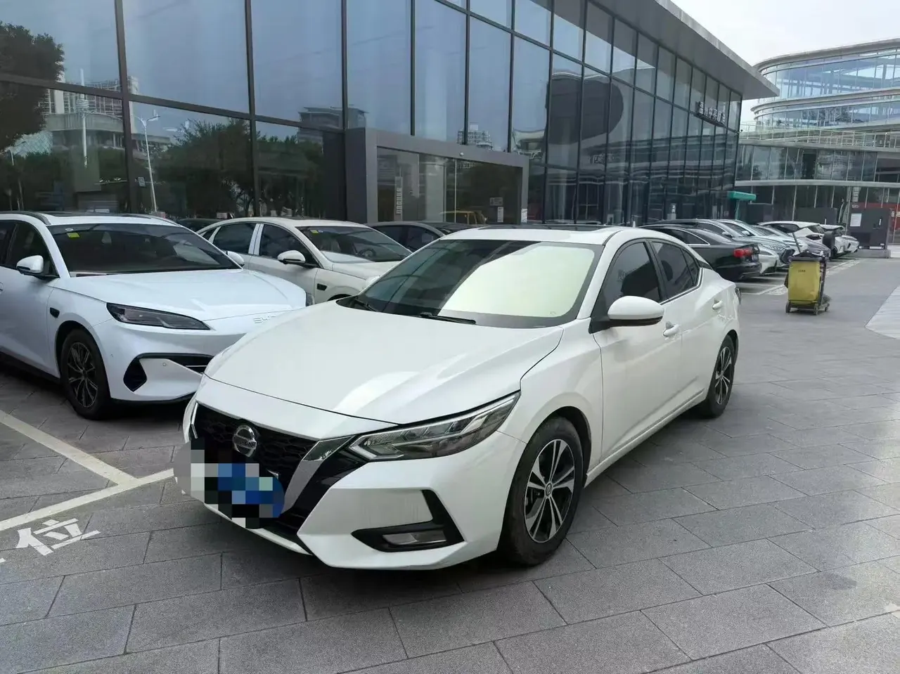 Sylphy 2021 1.6L XL CVT Comfort Edition - View 1