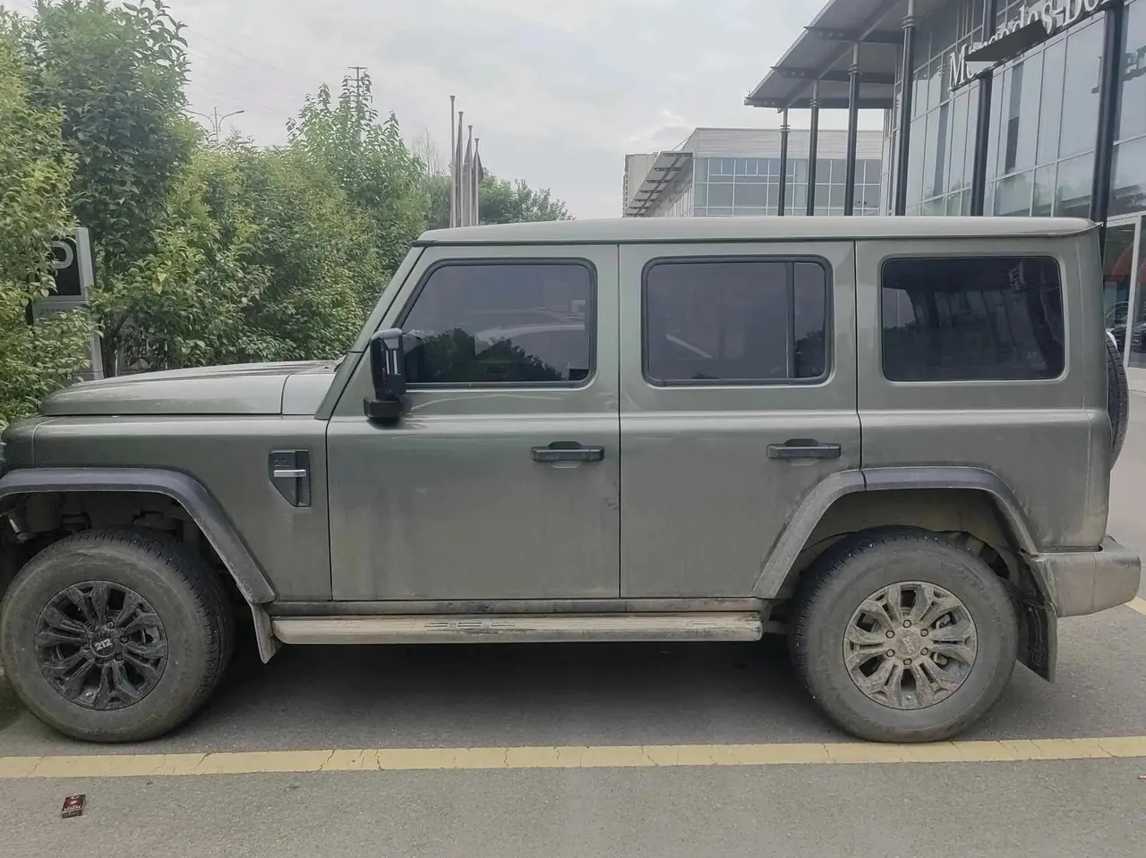 212 2024 T01 2.0T Explorer Automatic 2