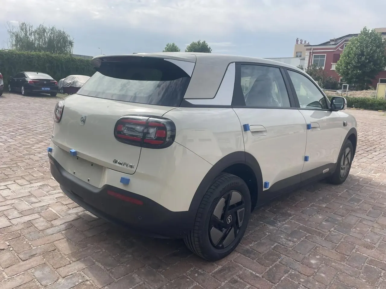 Chery 2026 QQ3 EV 310 Love Edition Automatic Gear 4