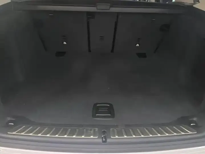 BMW iX3 2021 Leading Type 4