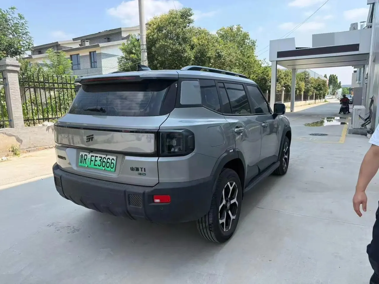 Jetour 2025 Shanhai T1 C- DM 1.5T 150km Explore Automatic Gear 8