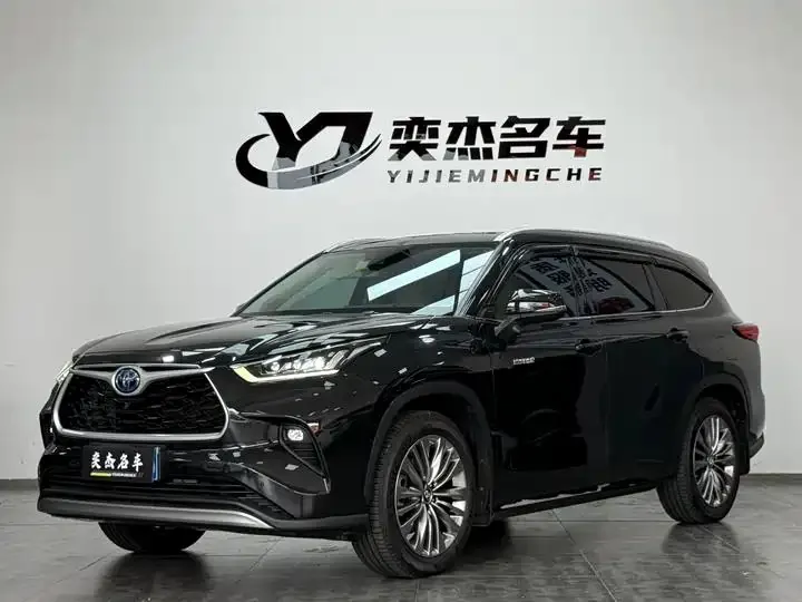 Open image lightbox: Highlander 2022 Dual Engine 2.5L 4-wheel Drive Premium Edition 7-seat