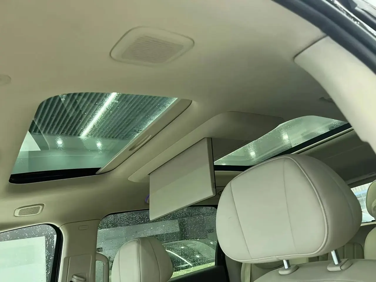 Voyah 2025 Model Dreamer PHEV 1.5T Four-Wheel-Drive Prestige Kunpeng Edition Automatic 4