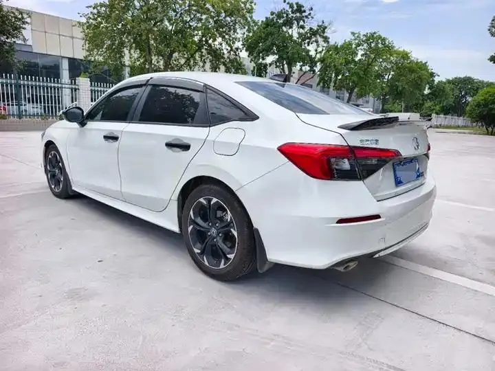 Civic 2022 240TURBO CVT Combustion Edition 4