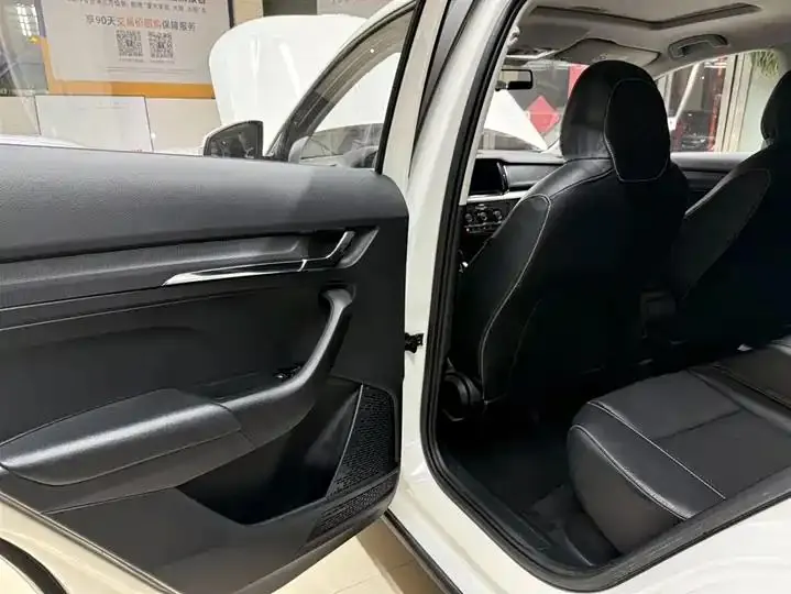 K-Cross 2022 1.5L Automatic Comfort Version 17