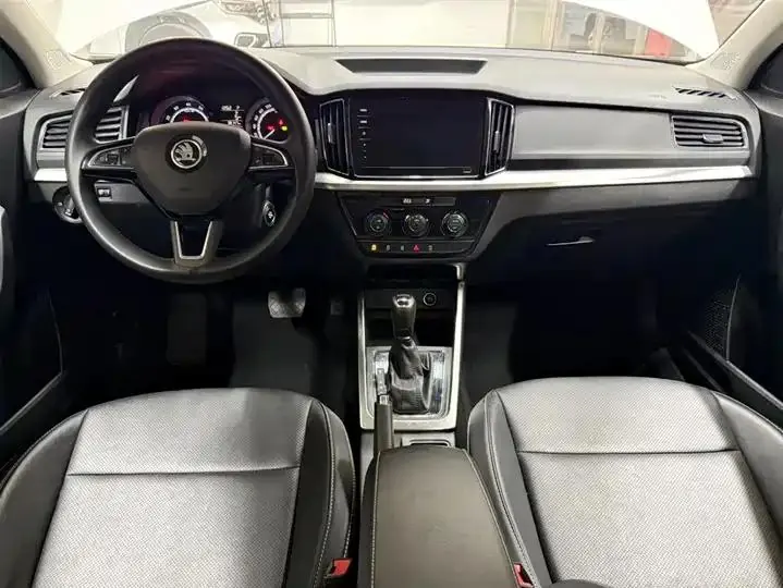 K-Cross 2022 1.5L Automatic Comfort Version 19
