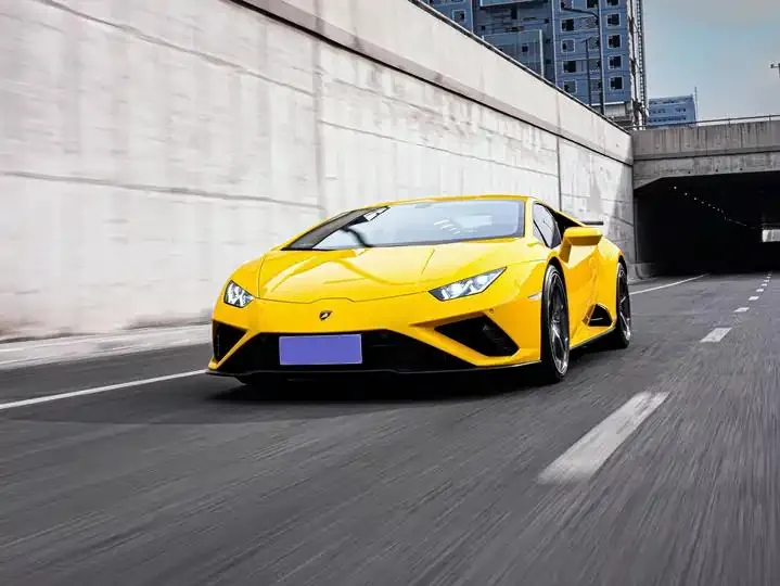 Open image lightbox: Huracán 2020 Huracán EVO RWD