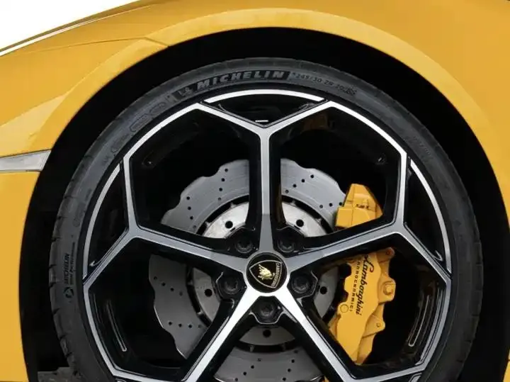Huracán 2020 Huracán EVO RWD 8