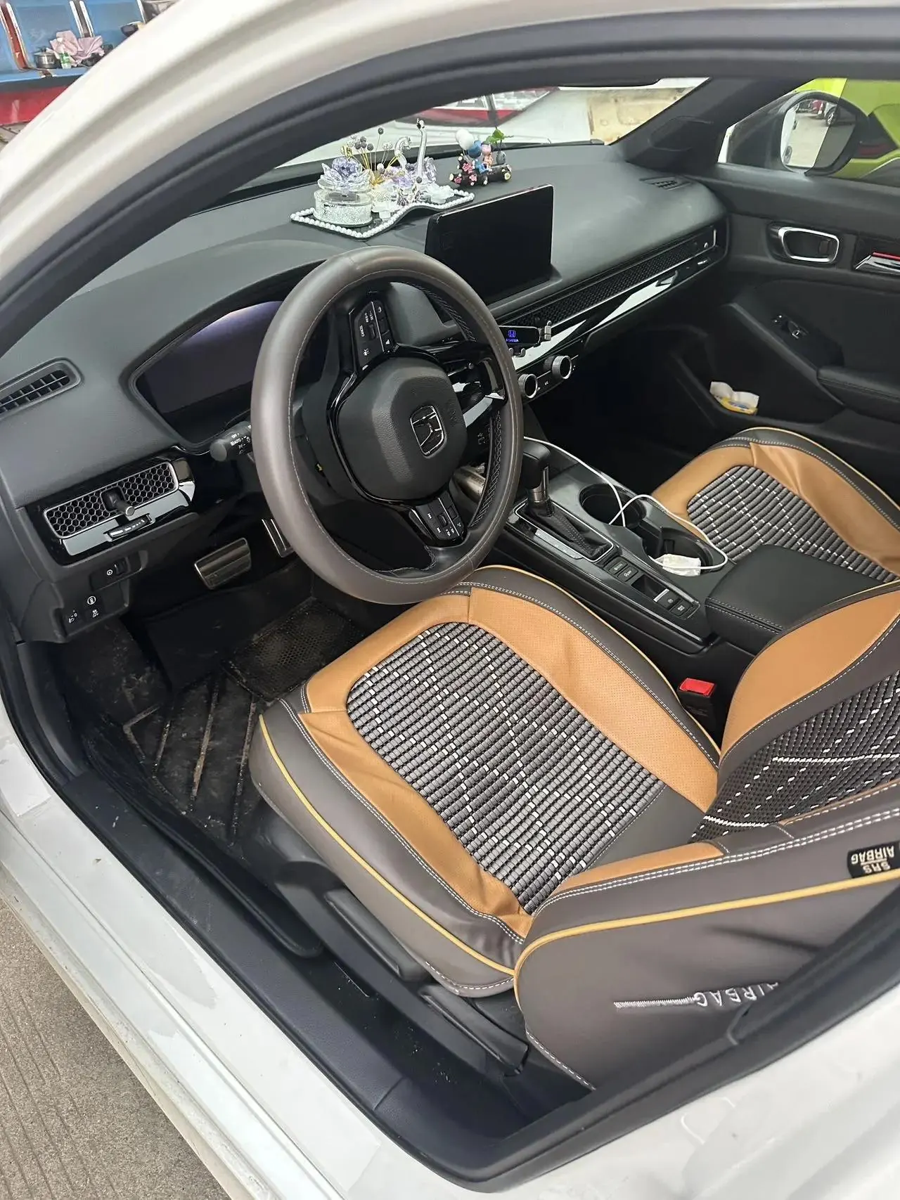 Civic 2022 240TURBO CVT Combustion Edition 2