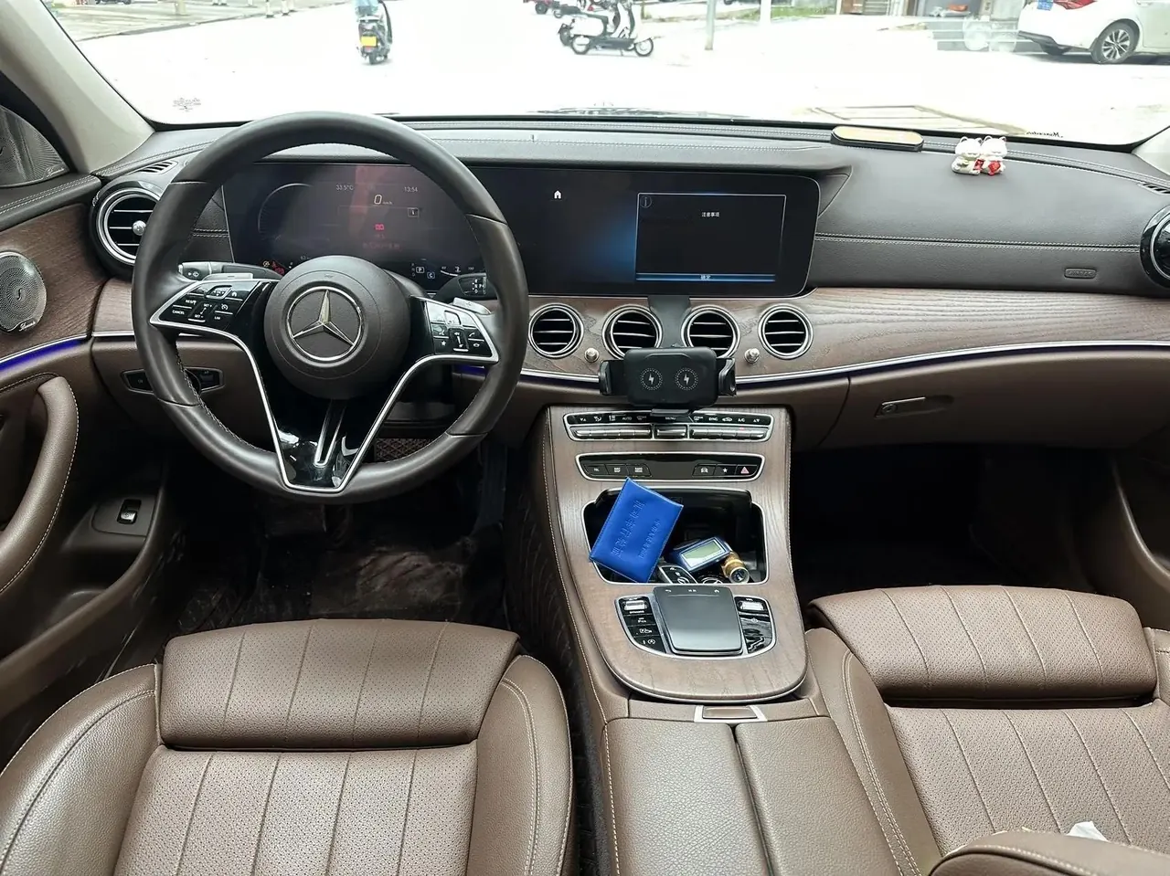 Mercedes Benz Class E 2022 E 260 L 6