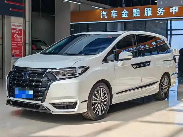 Elyson 2022 2.0L e:HEV Extreme Edition - View 1