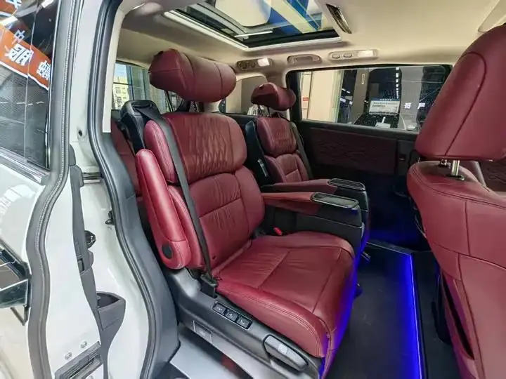 Elyson 2022 2.0L e:HEV Extreme Edition 12