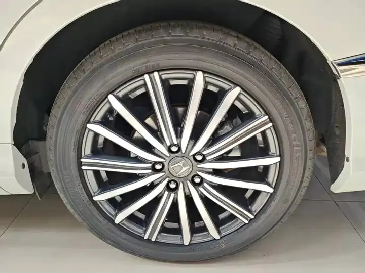 Elyson 2022 2.0L e:HEV Extreme Edition 27