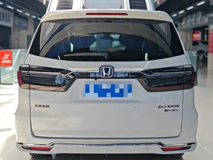 Elyson 2022 2.0L e:HEV Extreme Edition 5
