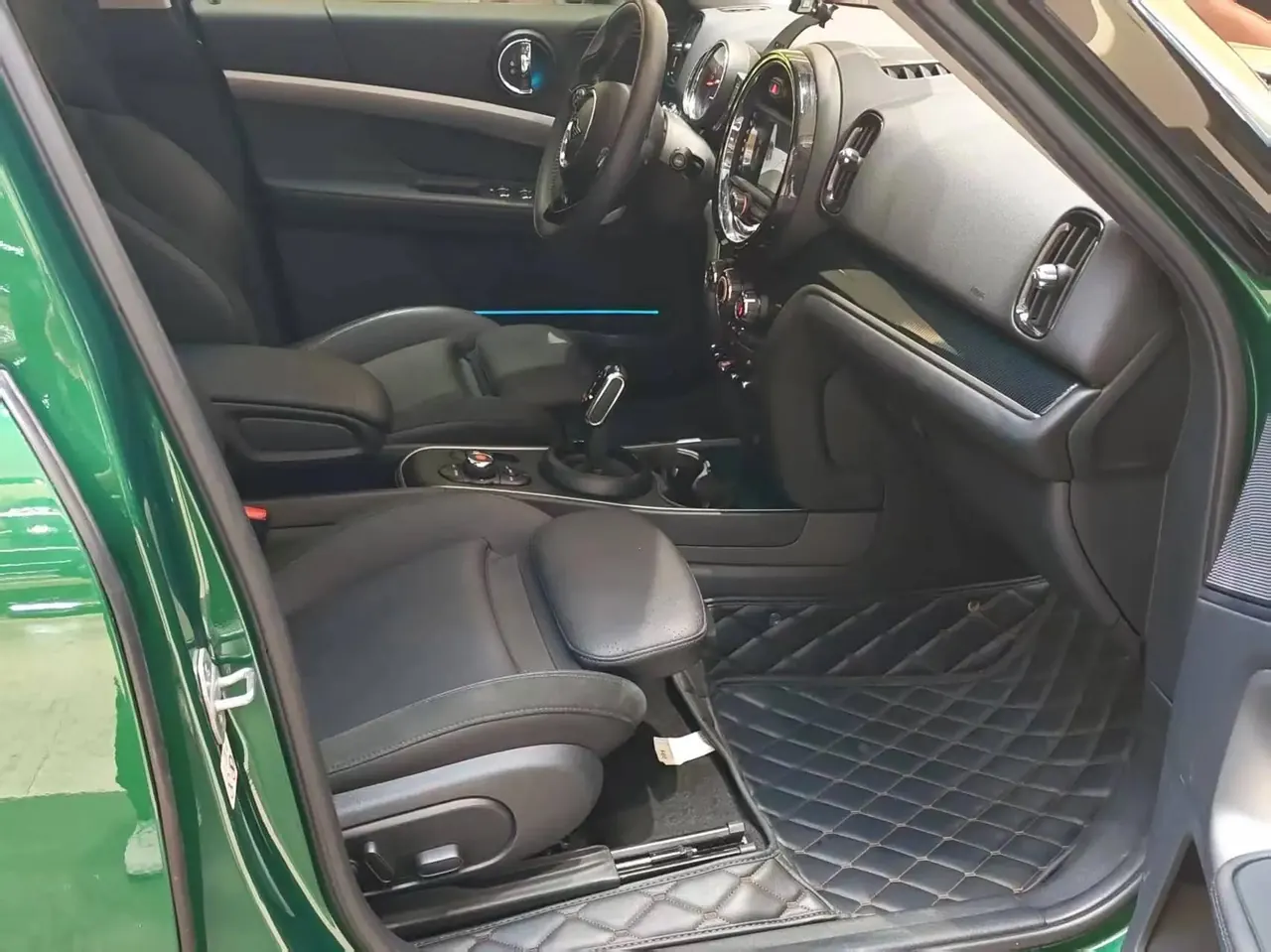 MINI COUNTRYMAN 2019 1.5T COOPER ALL4 Artist Weekend Travel Edition 7