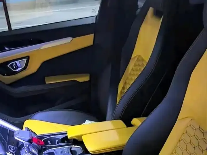 Urus 2021 4.0T V8 6