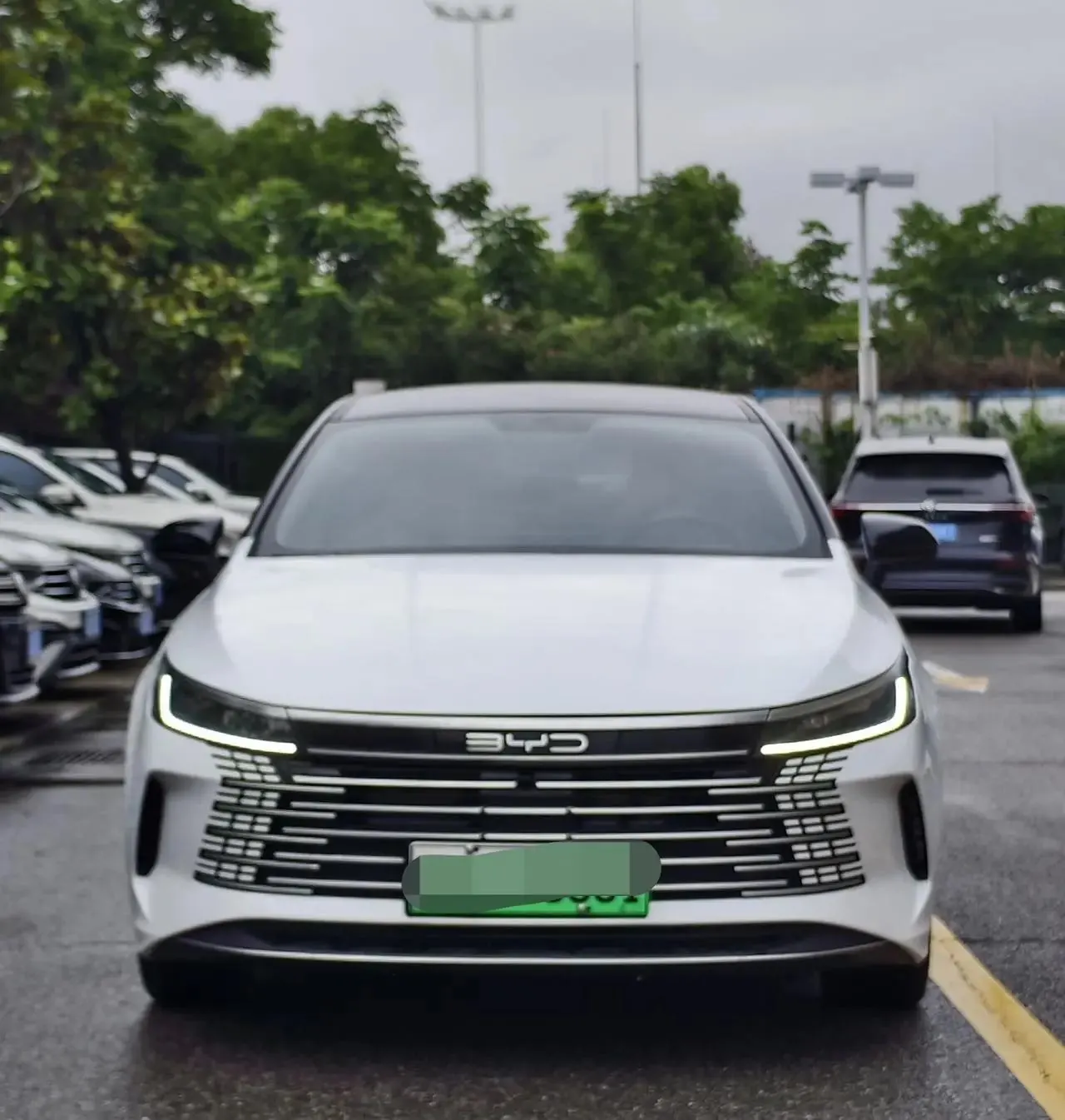 BYD 2024 destroyer 05 DM-i 1.5 stepless glory version 120KM luxury automatic gear 2