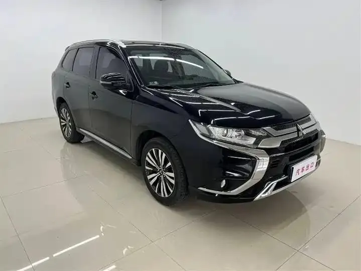 Outlander 2021 2.0L Two-Drive Enjoy Edition 5 3