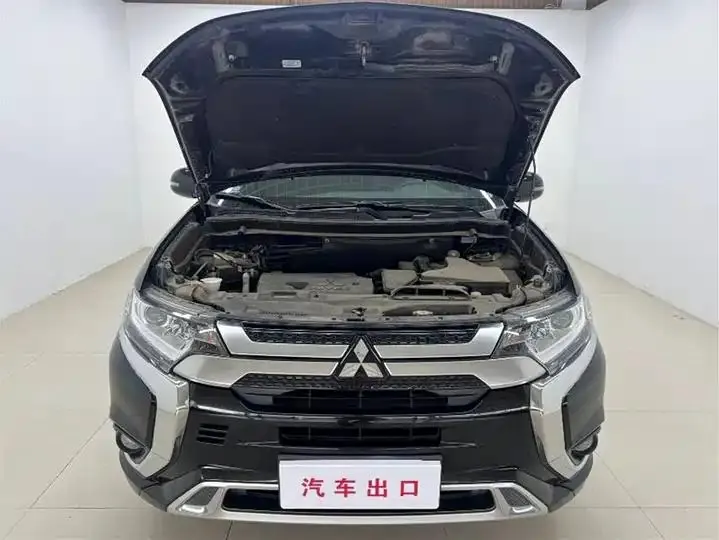 Outlander 2021 2.0L Two-Drive Enjoy Edition 5 7