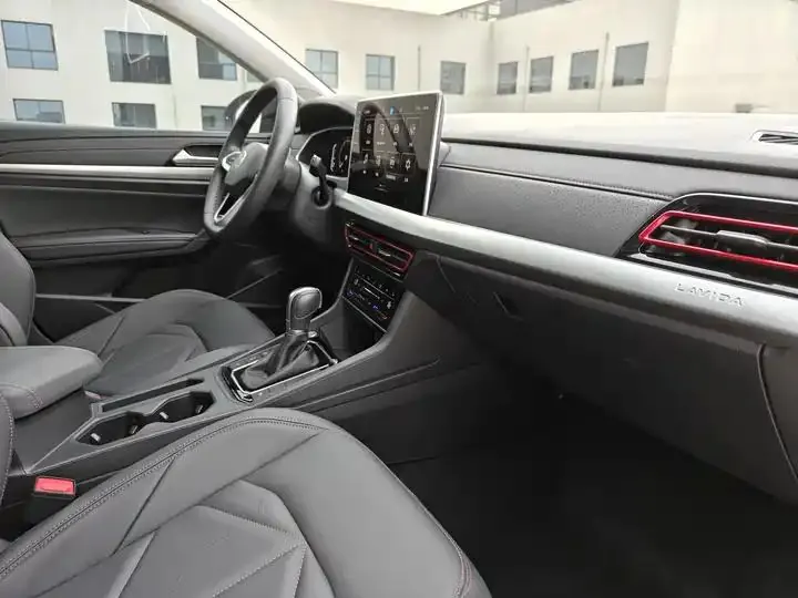 Lavida 2024 300TSI DSG Starry Sky Flagship Edition 17