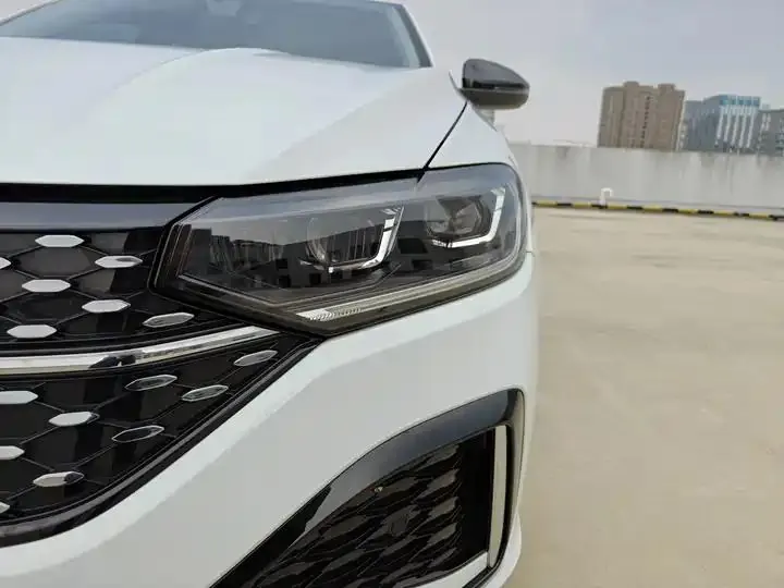 Lavida 2024 300TSI DSG Starry Sky Flagship Edition 9