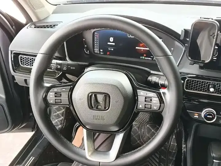 Stylish 2023 240TURBO CVT Luxury Edition 11