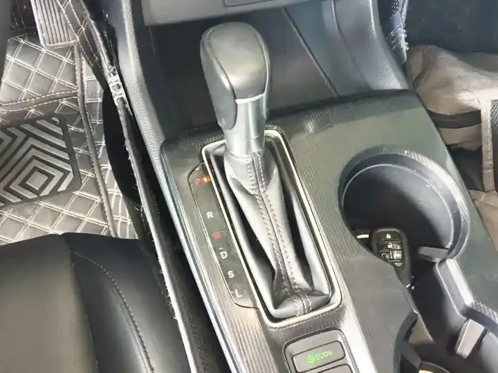 Stylish 2023 240TURBO CVT Luxury Edition 14