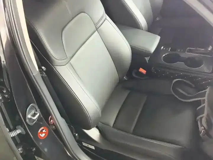 Stylish 2023 240TURBO CVT Luxury Edition 25