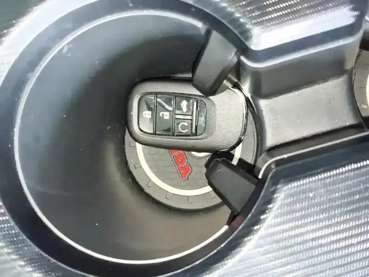 Stylish 2023 240TURBO CVT Luxury Edition 9