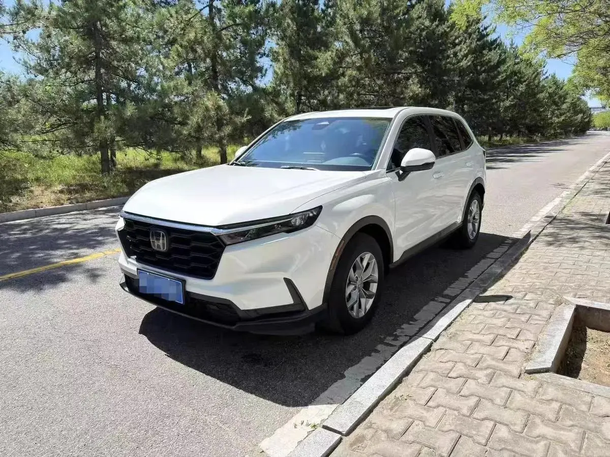 Honda CR-V 2023 240TURBO Two-Drive Front is still 5-seat Edition - View 1