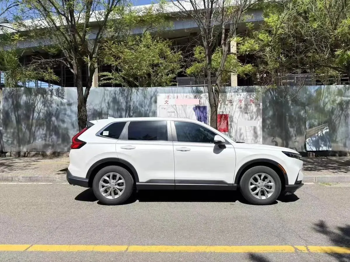 Honda CR-V 2023 240TURBO Two-Drive Front is still 5-seat Edition 8