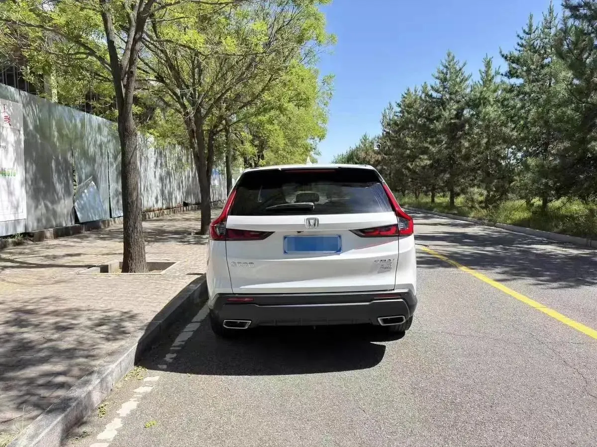Honda CR-V 2023 240TURBO Two-Drive Front is still 5-seat Edition 9