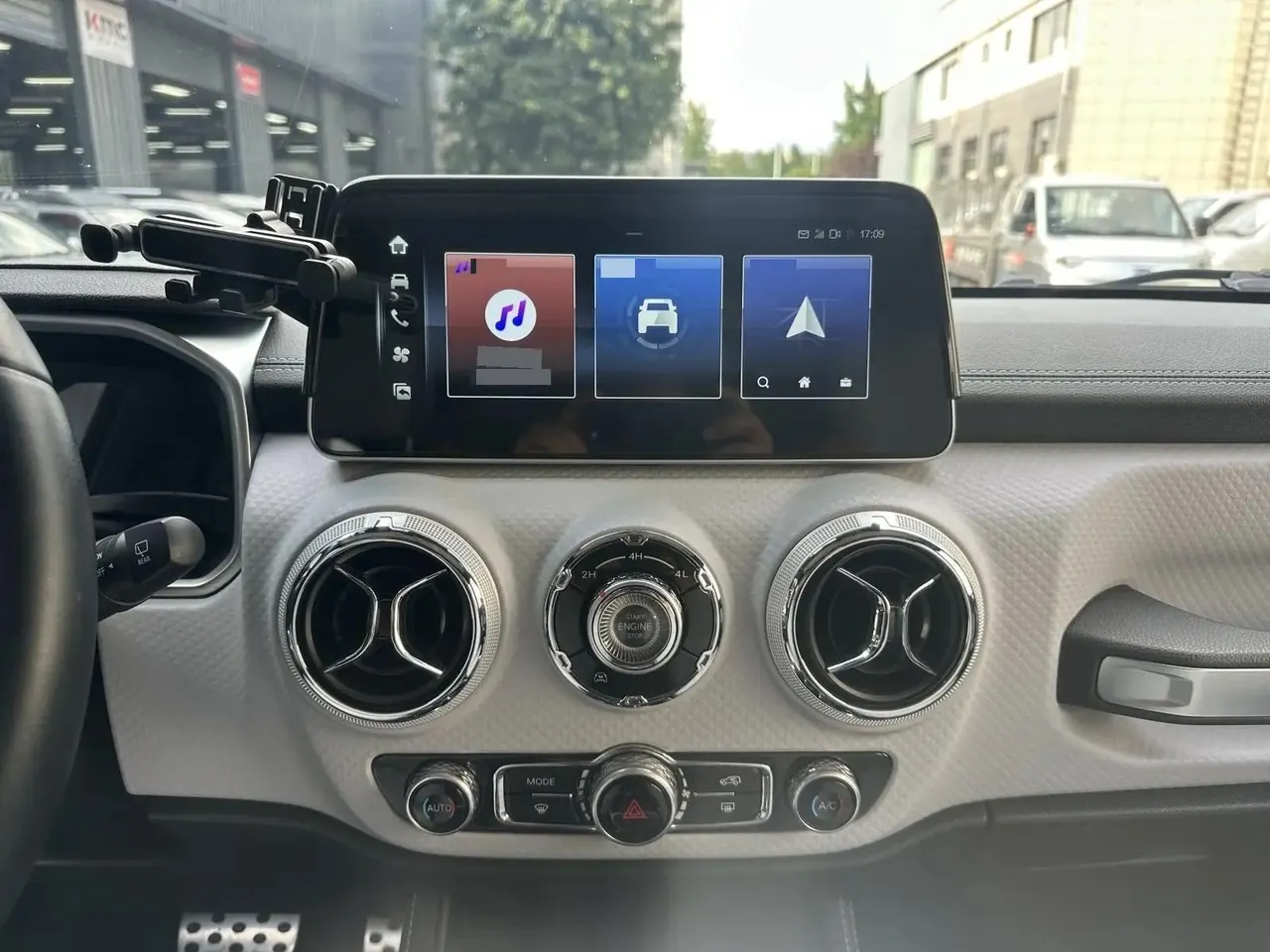 Beijing BJ40 2023 2.0T Automatic Four-wheel Drive City Hunter Edition Chivalrous Type 6