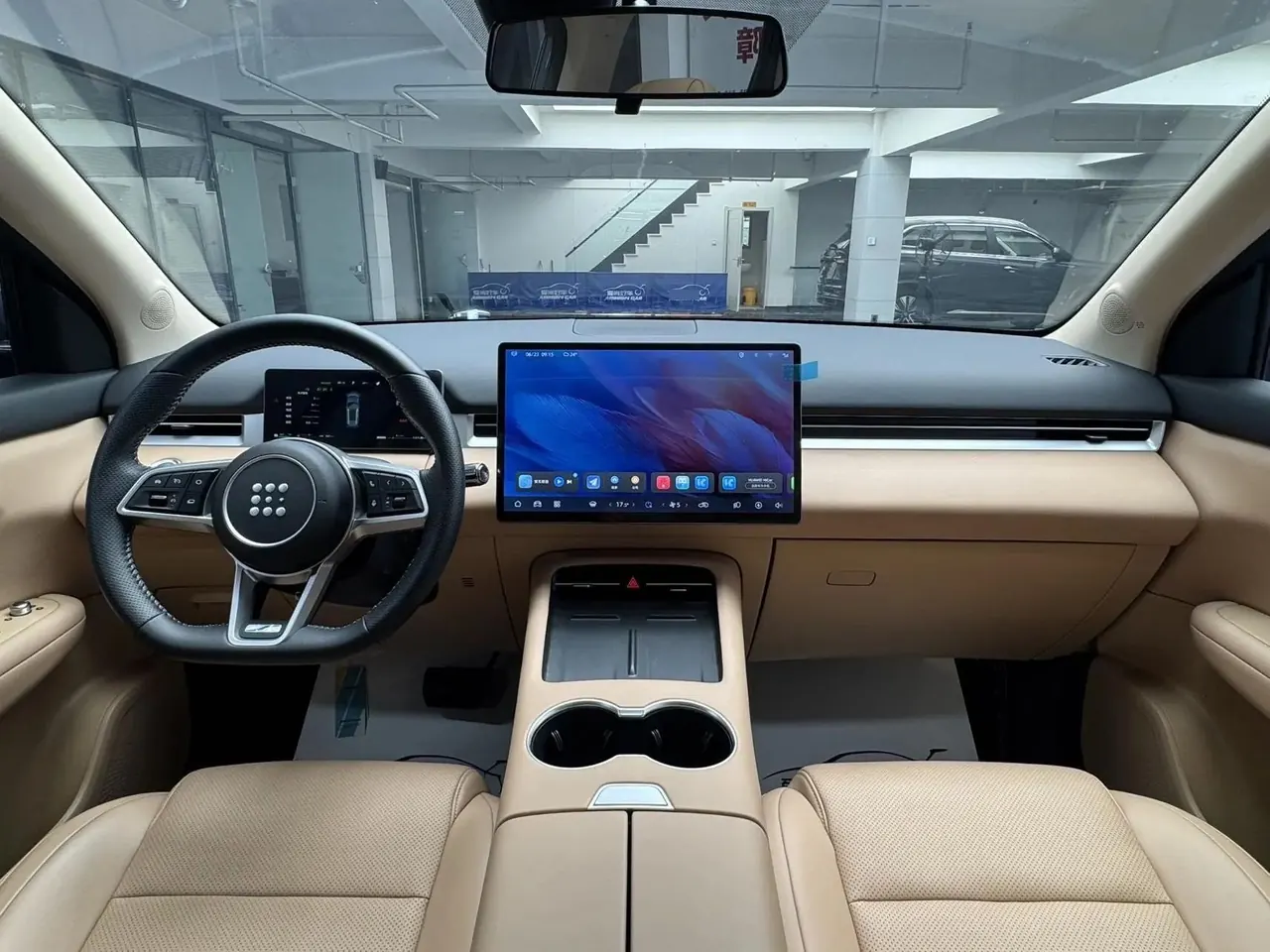 LanDian 2025 LanDian E5 PLUS 1.5 Stepless 165km Long Endurance First Edition 7-seat Automatic Gear 5
