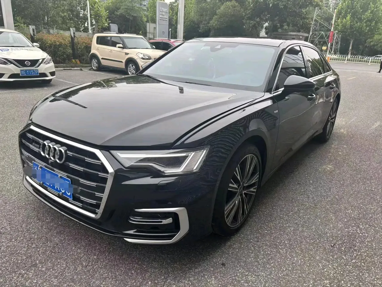 Audi 2026 A6L 2.0TFSI 45TFSI Quattro Select Dynamic Premium Bag Automatic Gear - View 1