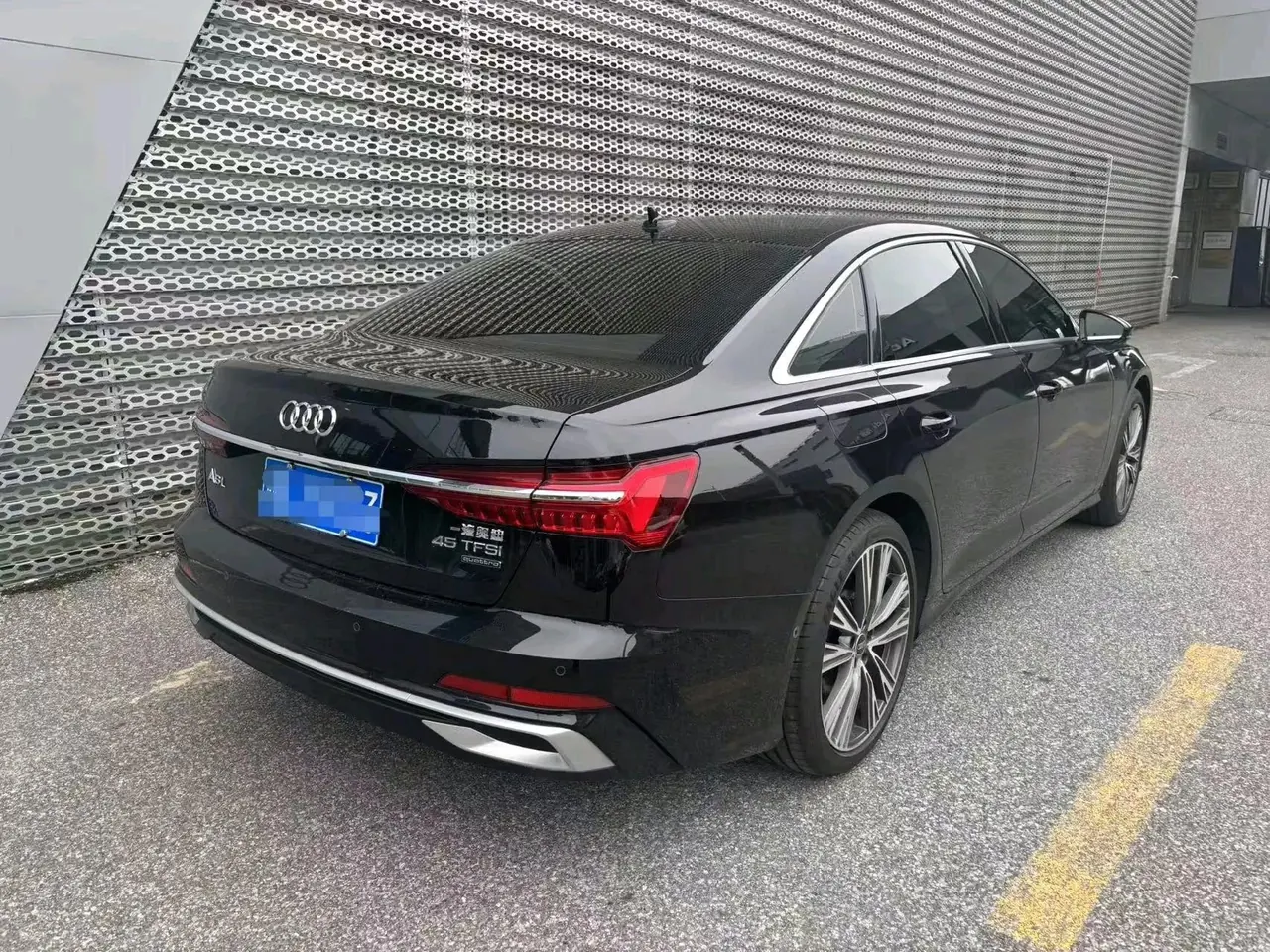 Audi 2026 A6L 2.0TFSI 45TFSI Quattro Select Dynamic Premium Bag Automatic Gear 9
