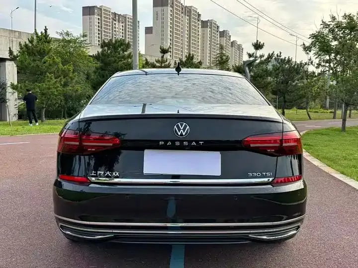 Passat 2021 330TSI Deluxe Edition 9
