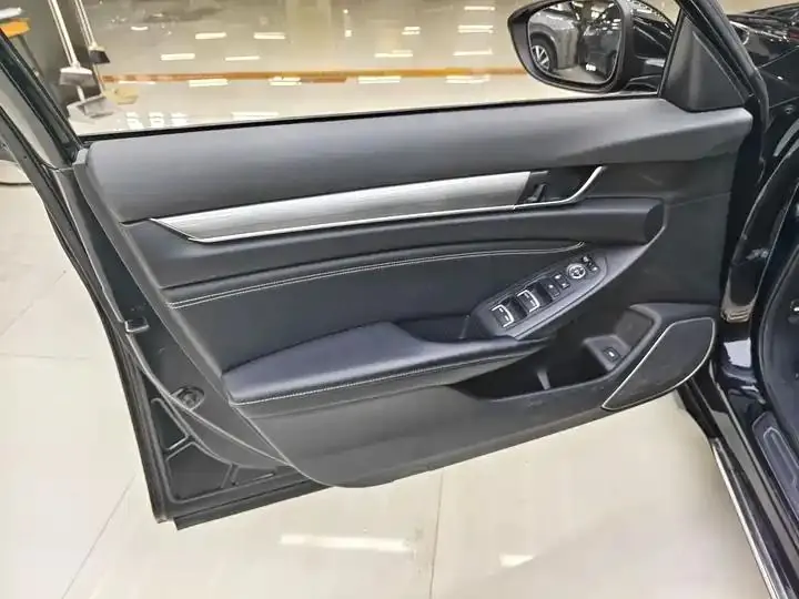 Yingshi 2019 260TURBO exquisite version of the country VI 15