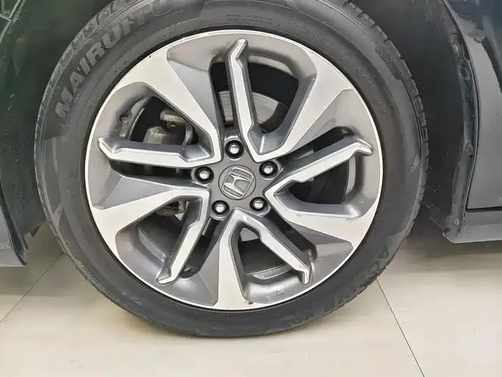 Yingshi 2019 260TURBO exquisite version of the country VI 17