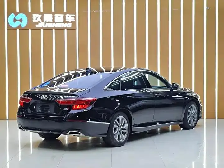 Yingshi 2019 260TURBO exquisite version of the country VI 18