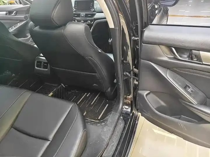 Yingshi 2019 260TURBO exquisite version of the country VI 4