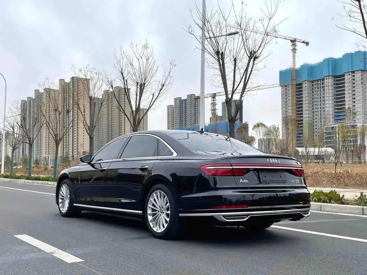 Audi A8 2021 model A8L 50 TFSI quattro Comfort version 5