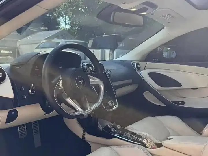 McLaren GT 2023 4.0T Standard 7